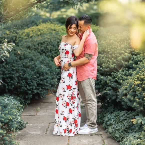 Floral off shoulder dress - Picture 2 of 3